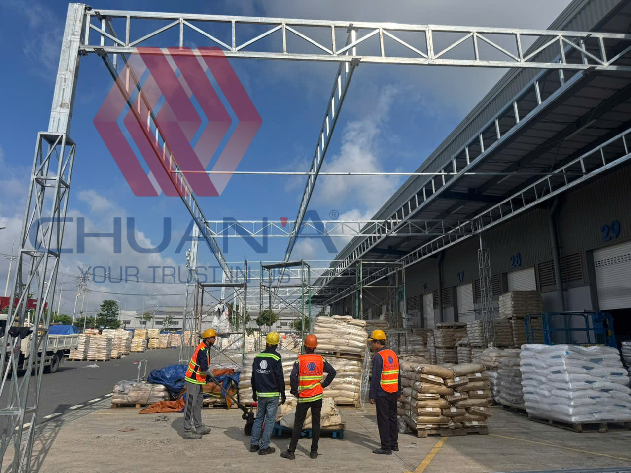 Báo cáo nhật ký thi công hệ thống mái che bạt nhà xưởng công nghiệp do đơn vị Chuẩn A triển khai trực tiếp.